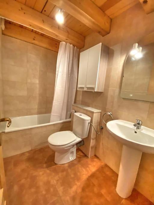 La Vall Apartaments Duplex سانت ليورينس دو موريونيز المظهر الخارجي الصورة