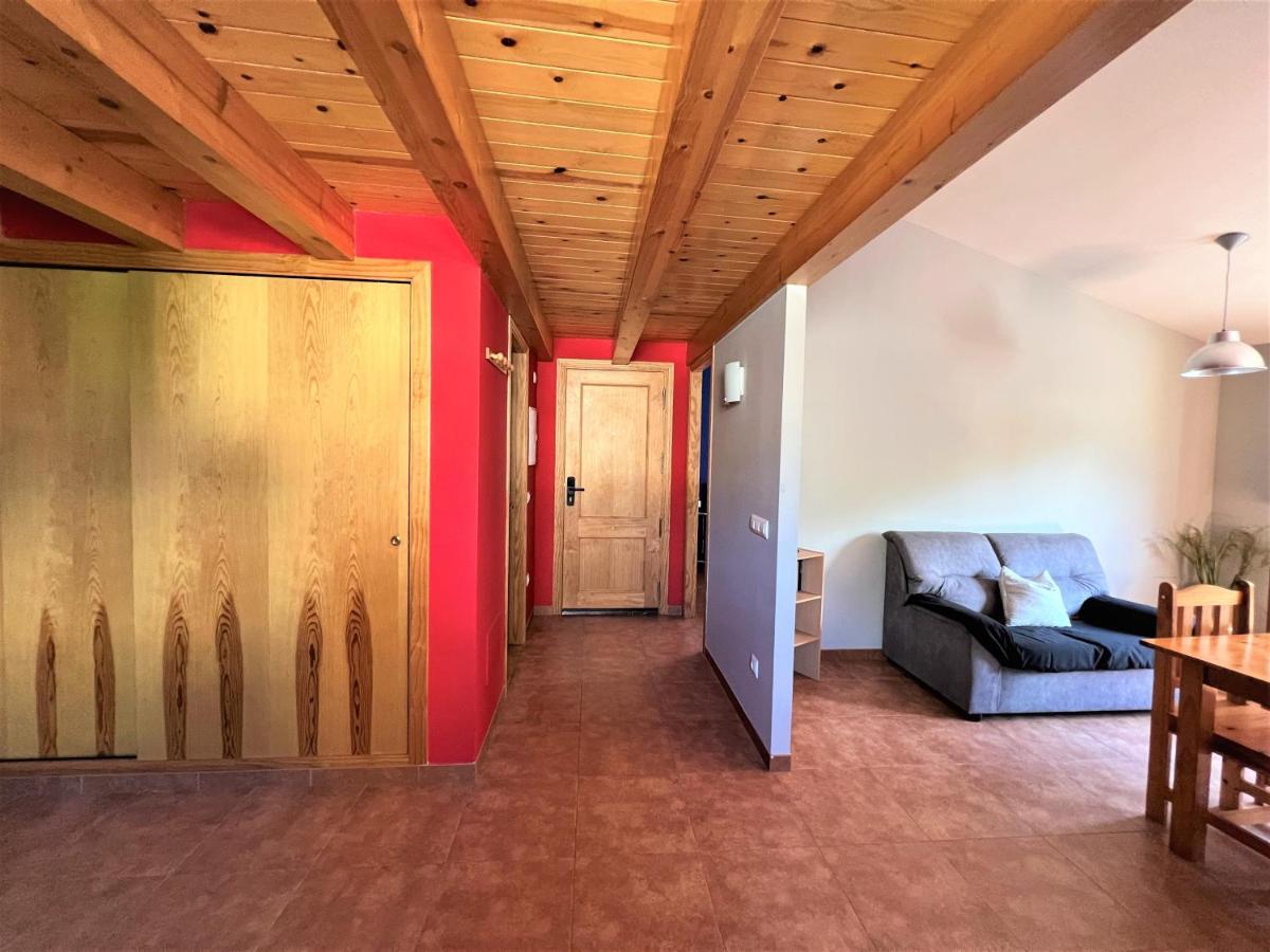 La Vall Apartaments Duplex سانت ليورينس دو موريونيز المظهر الخارجي الصورة