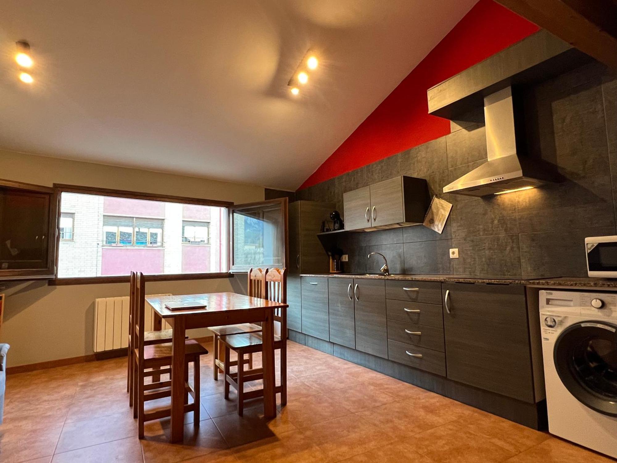 La Vall Apartaments Duplex سانت ليورينس دو موريونيز المظهر الخارجي الصورة